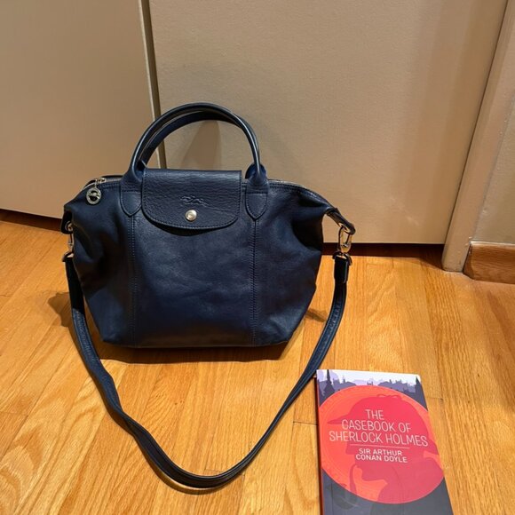 Longchamp Leather Le Pliage (Medium Size in Navy Blue) - Picture 2 of 16